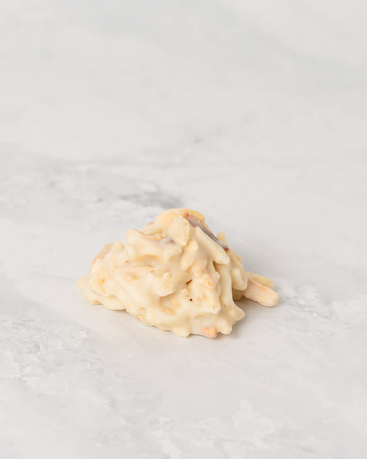 Nuvola White chocolate and Almonds
