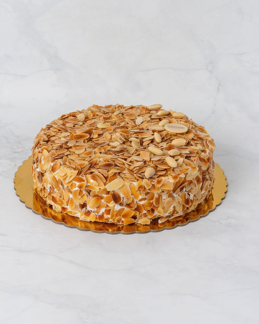 Meringato cake Semifreddo