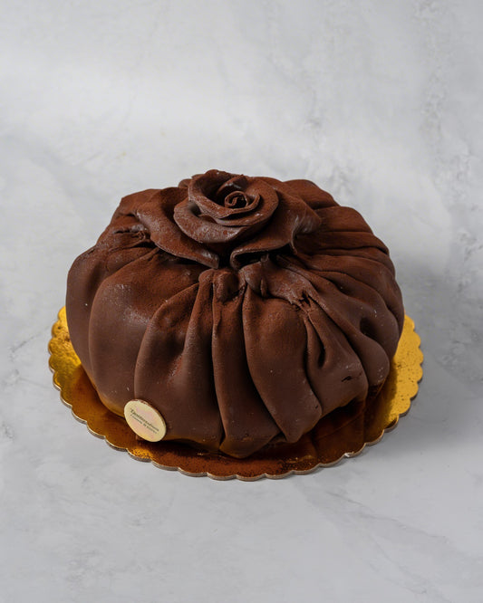 Bacio Cake (Dark or White Chocolate)