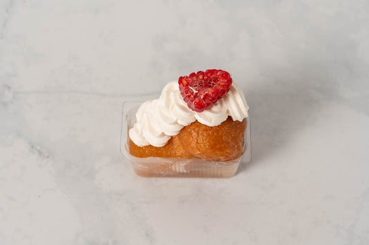 Baba Fresh cream & Fruit Custard Mignon