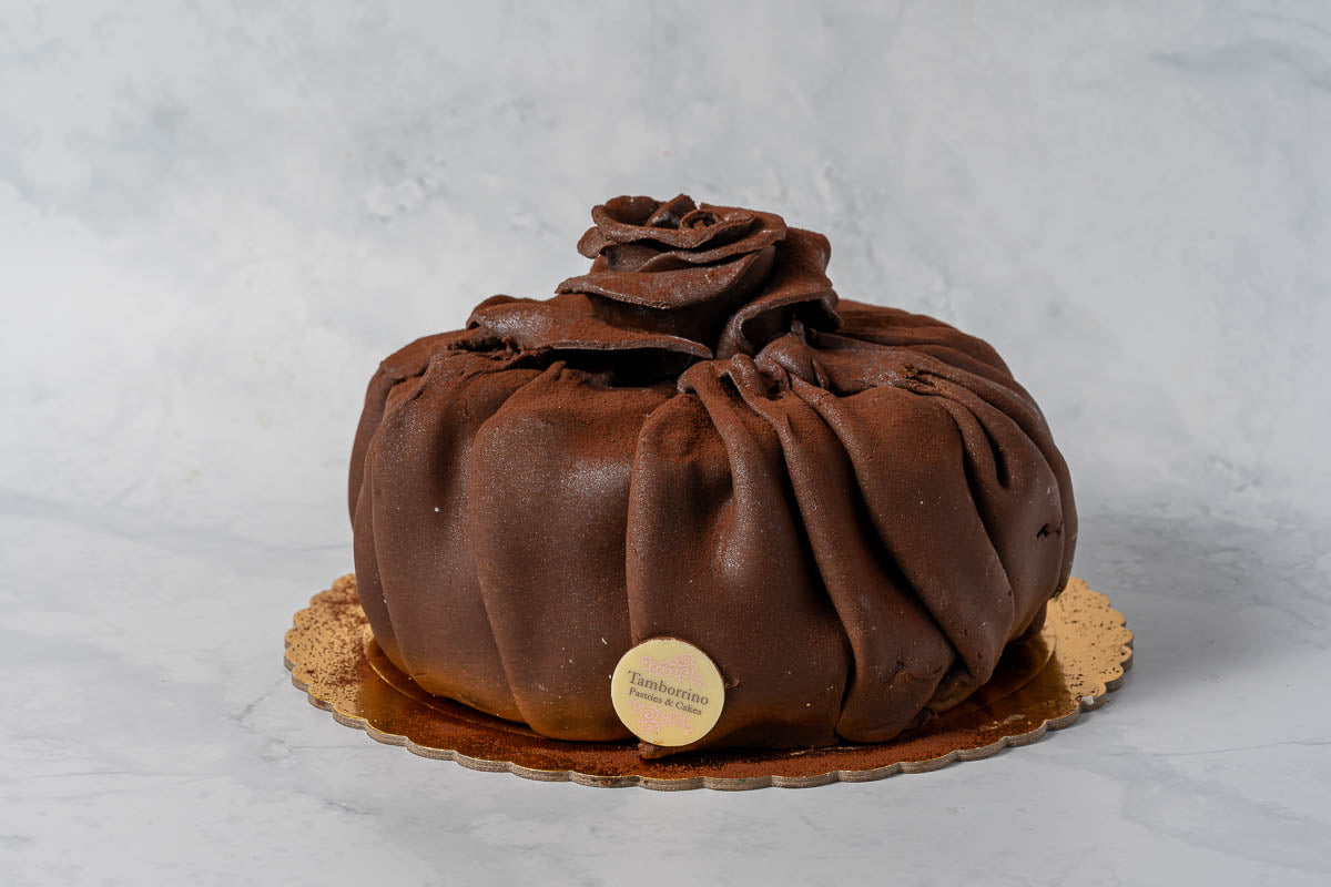 Bacio Cake (Dark or White Chocolate)