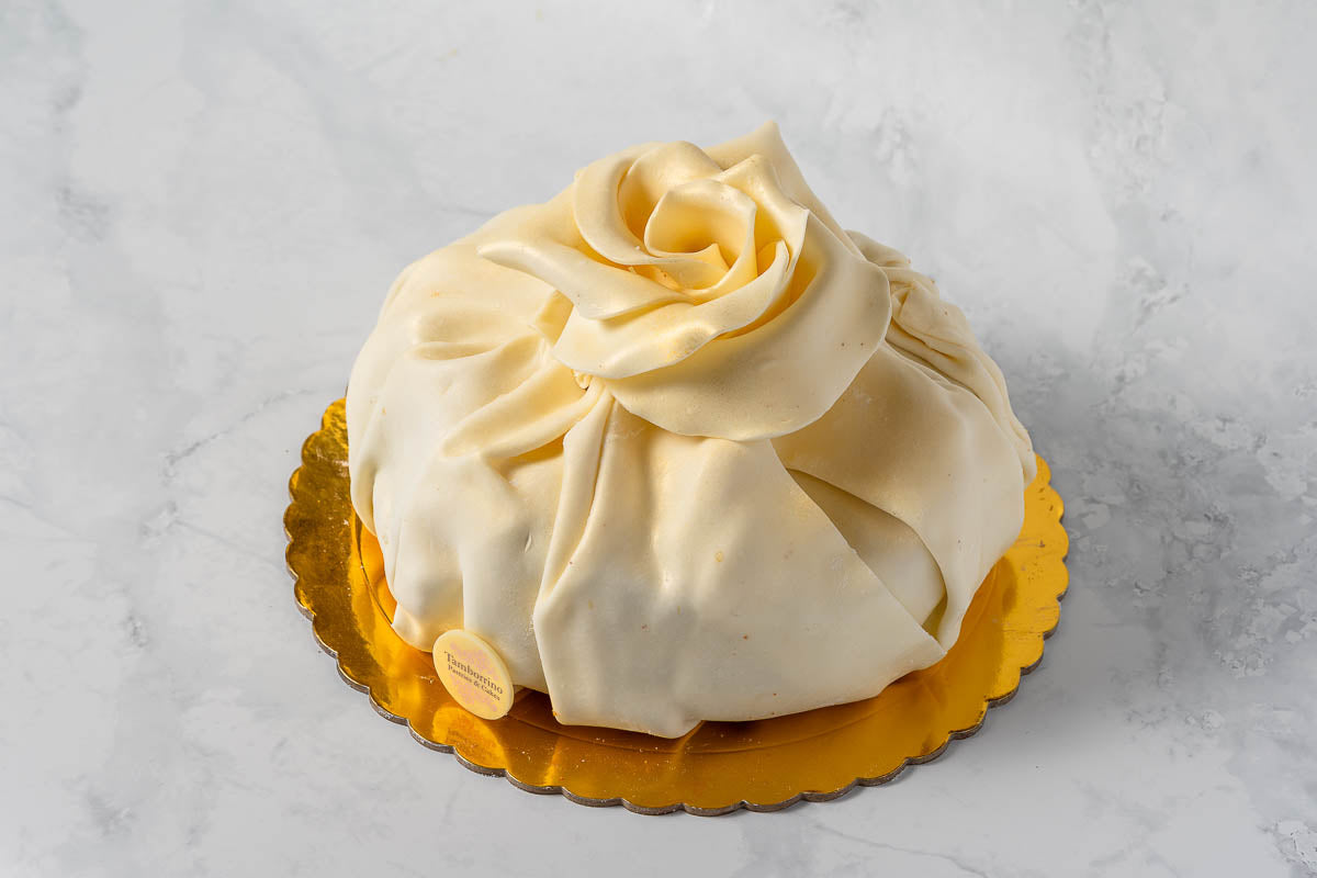 Bacio Cake (Dark or White Chocolate)